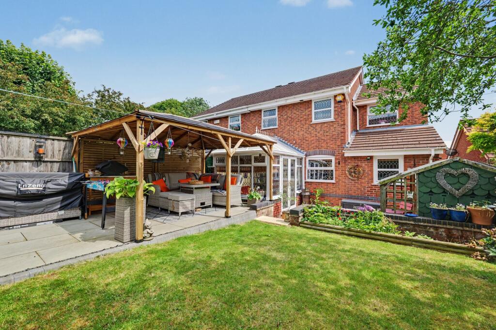 Marsdale Drive, Nuneaton, CV10 photo 4