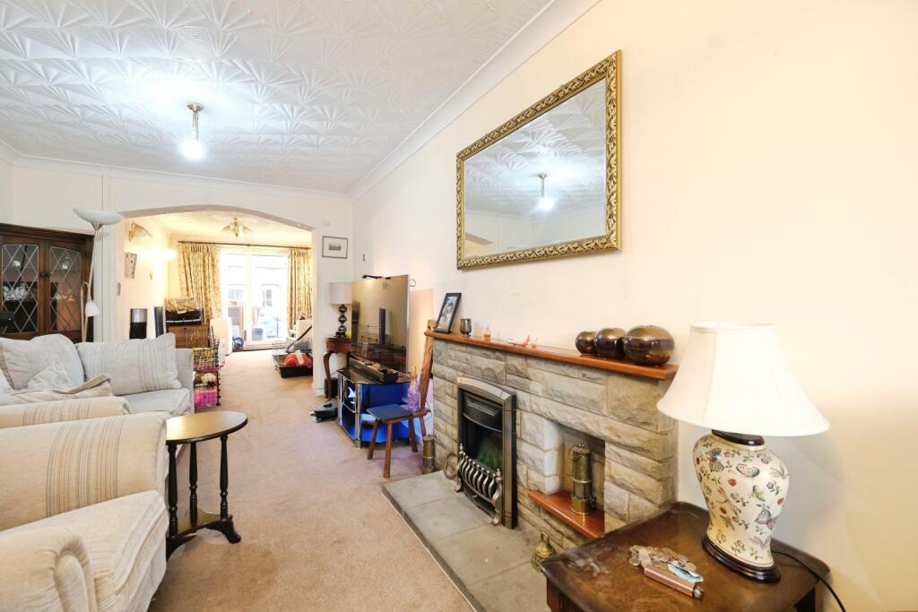 House in Monmouth, Overmonnow - View 3