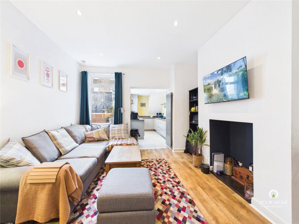 Apartment in Gateshead, North East - View 5