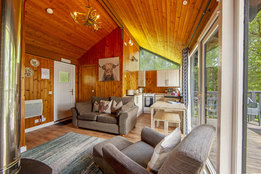Fyne, 4 Loch Aweside Cabins, Dalavich, PA35 1HS - View 5