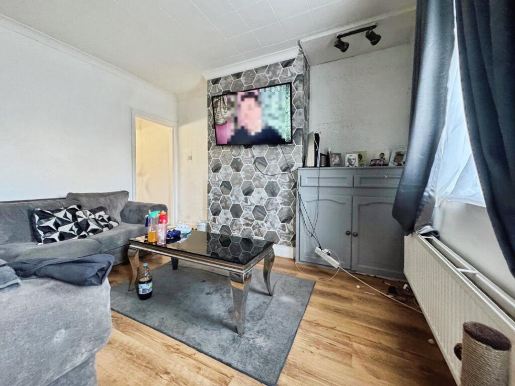 Speedwell Place, Worksop, Nottinghamshire, S80 photo 3