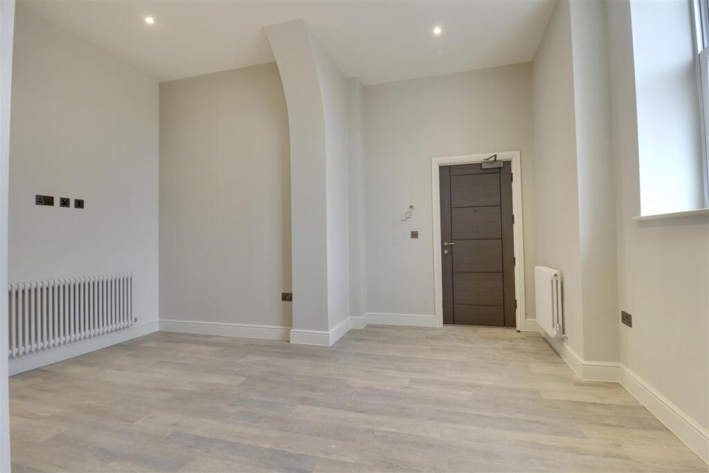 Apartment in Portsmouth - View 5