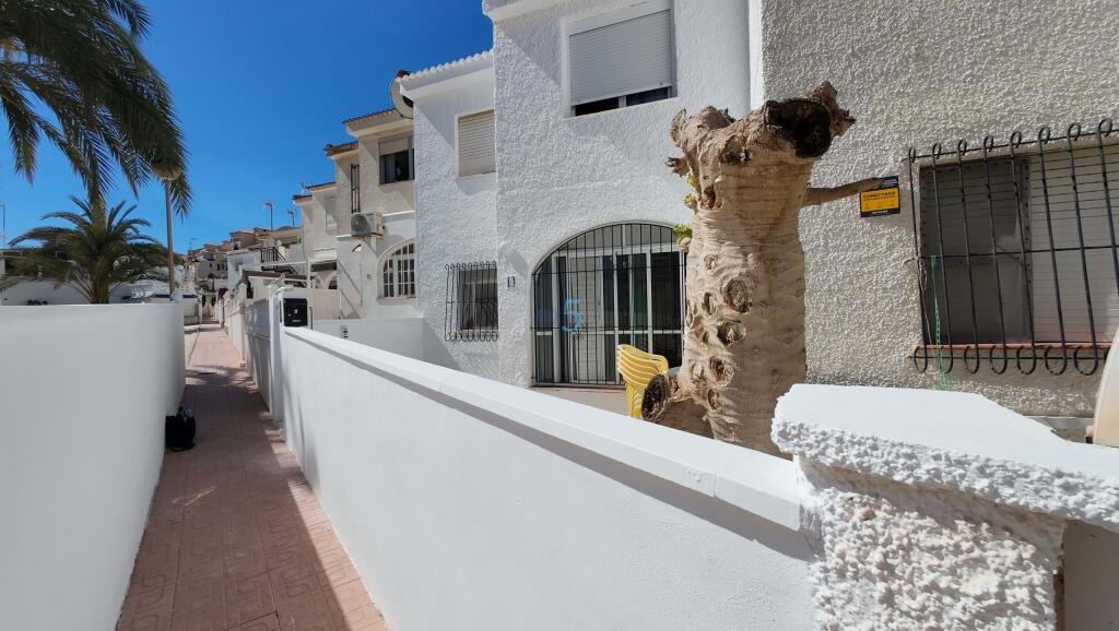 Main image of property: Valencia, Alicante, Torrevieja