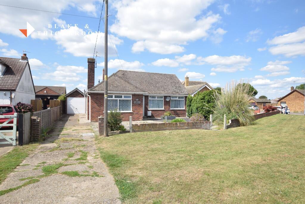 3-bed detached on London Road, Little Clacton, Essex, CO16 9RB, £290,000