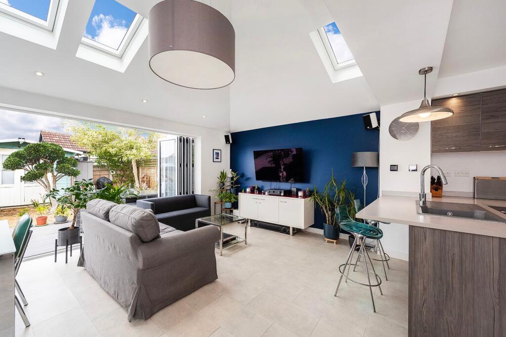 House in London - More