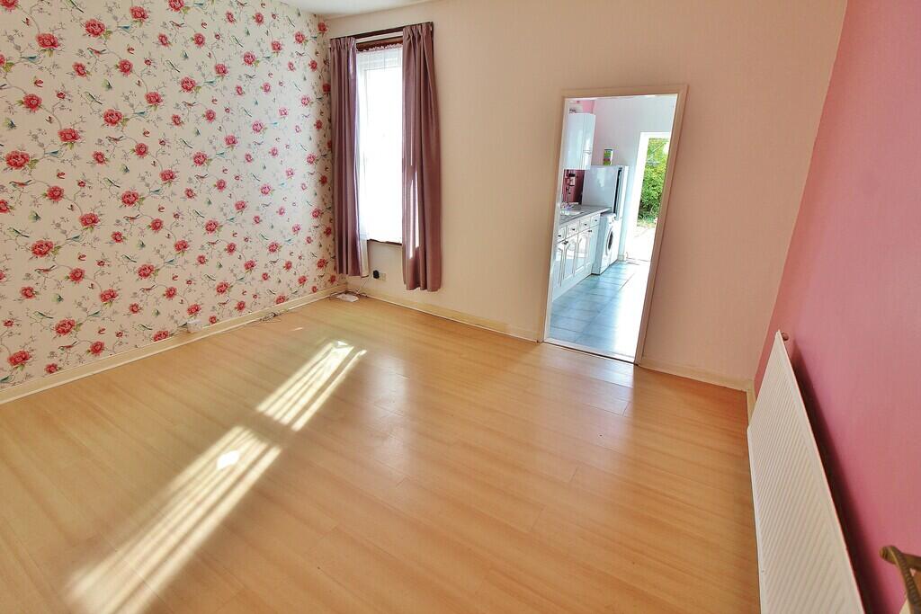 House in Portsmouth - View 5
