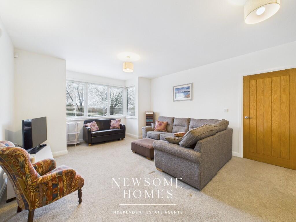 Halkyn Road, Holywell photo 4
