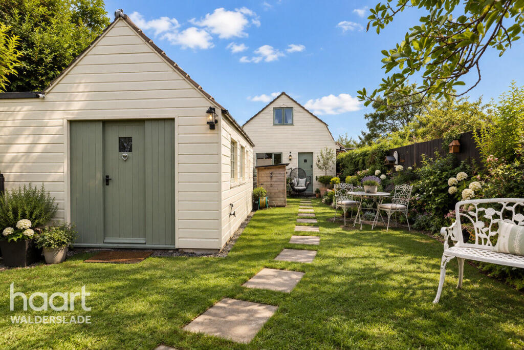 House in Chatham, Walderslade - View 2