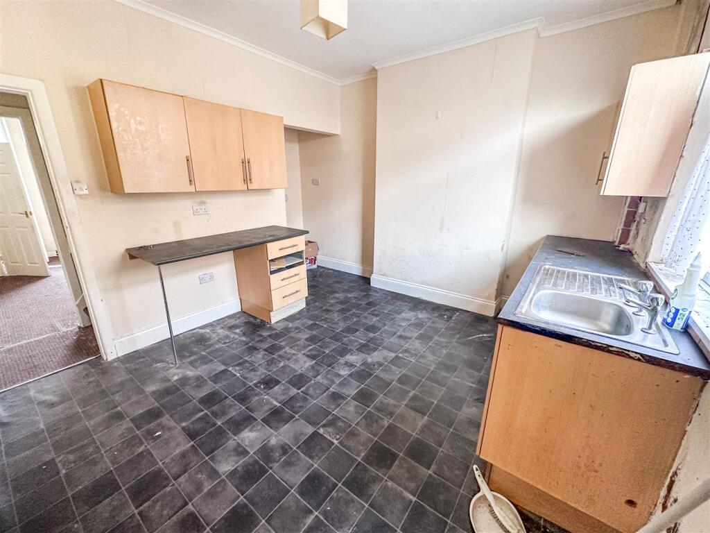 House in Burnley, Pike Hill, Fulledge - View 4