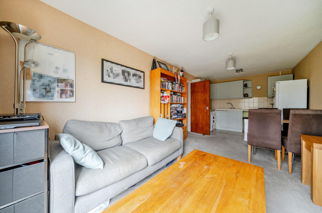 Apartment in London - View 3