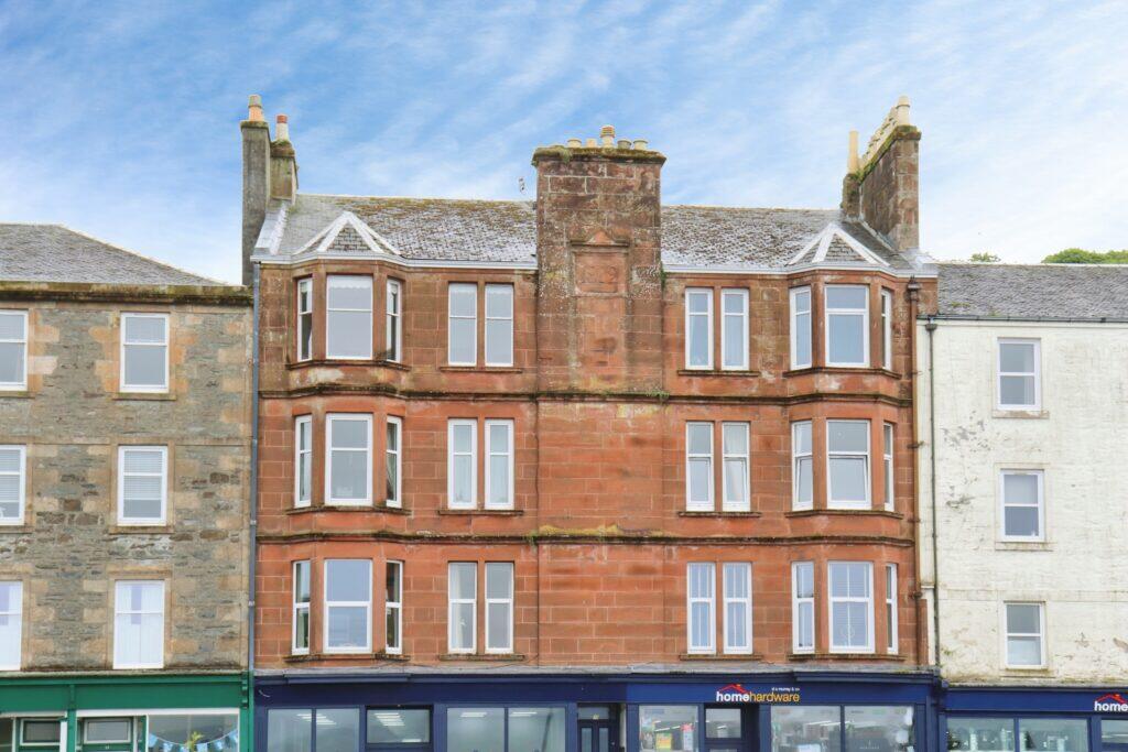 Main image of property: 3/2, 19 Argyle Street, Rothesay