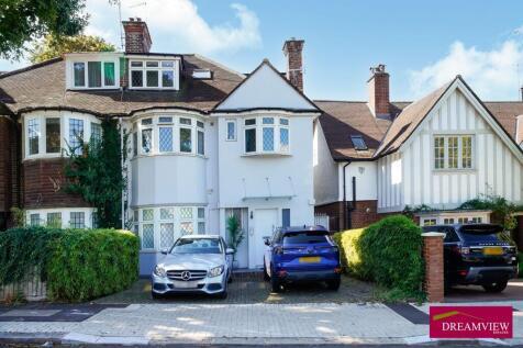 Main image of property: North End Road London, NW11 7SY