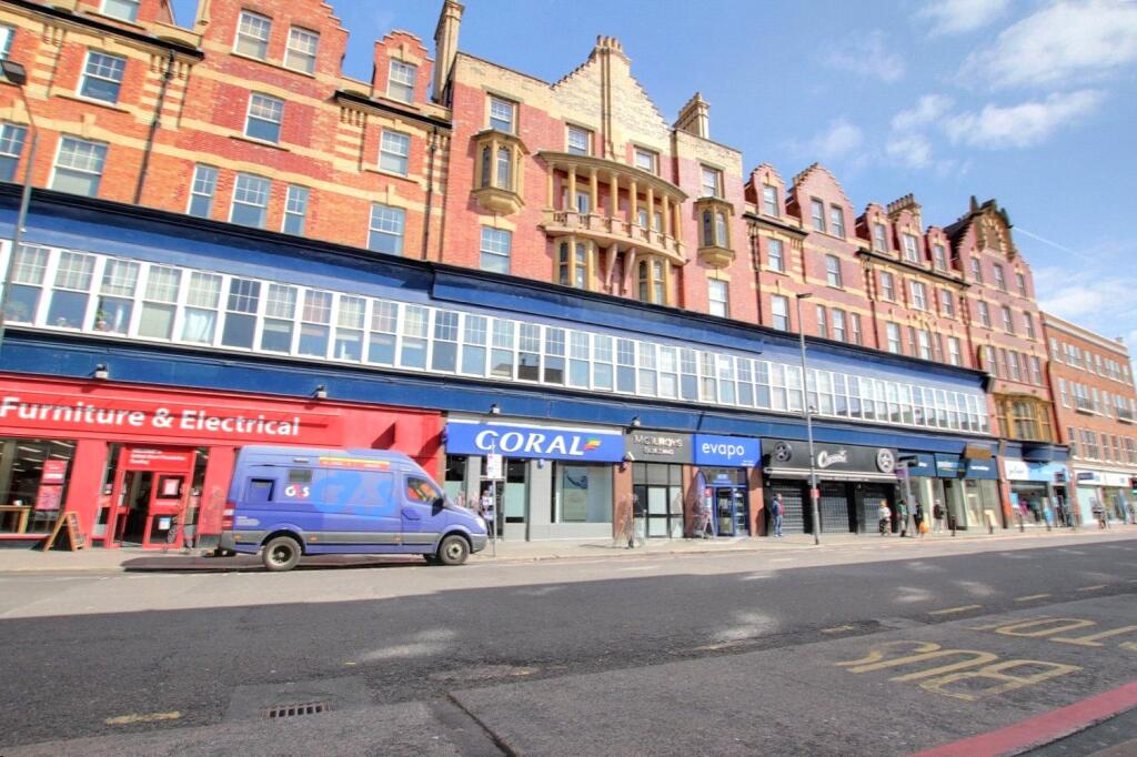 Main image of property: Oxford Road, Reading, Berkshire, RG1