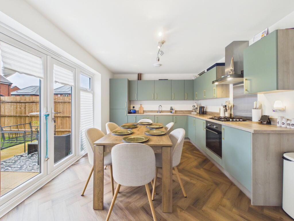 House in Telford - View 4