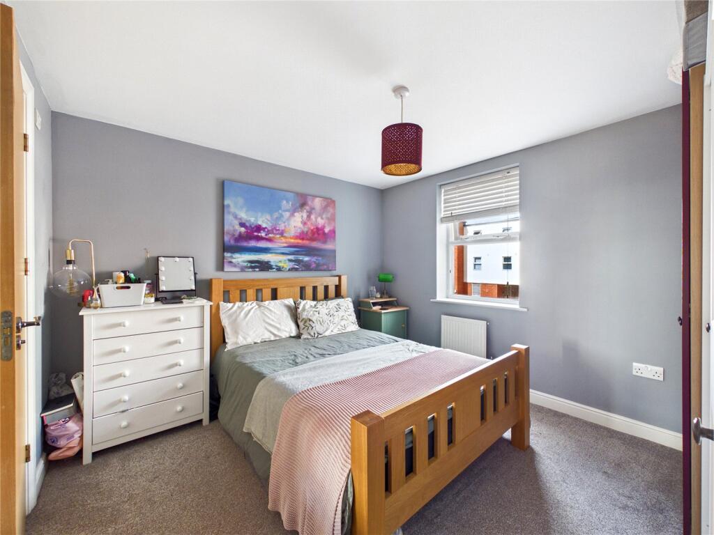 Apartment in Ipswich, Maidenhall - View 5