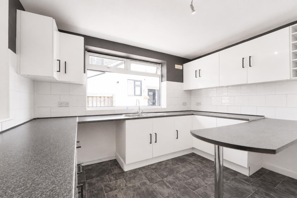 Manor Road, Slyne, Lancaster photo 4