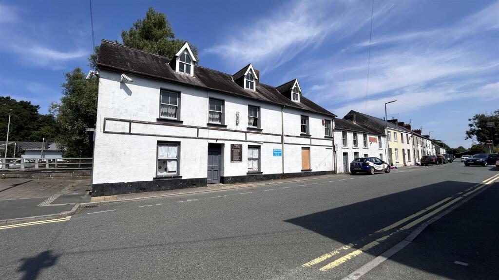 Main image of property: Cartlett, Haverfordwest