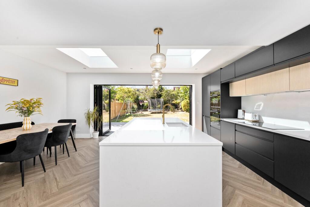 House in Brighton - More