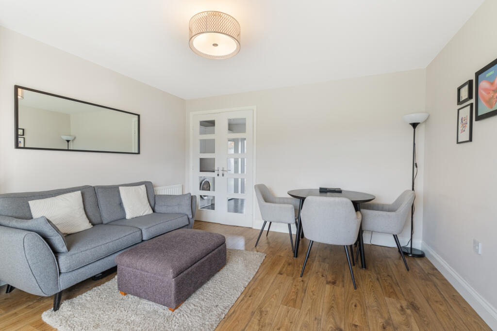 Main image of property: 27, Grahamsdyke Place, Bo'ness, EH51