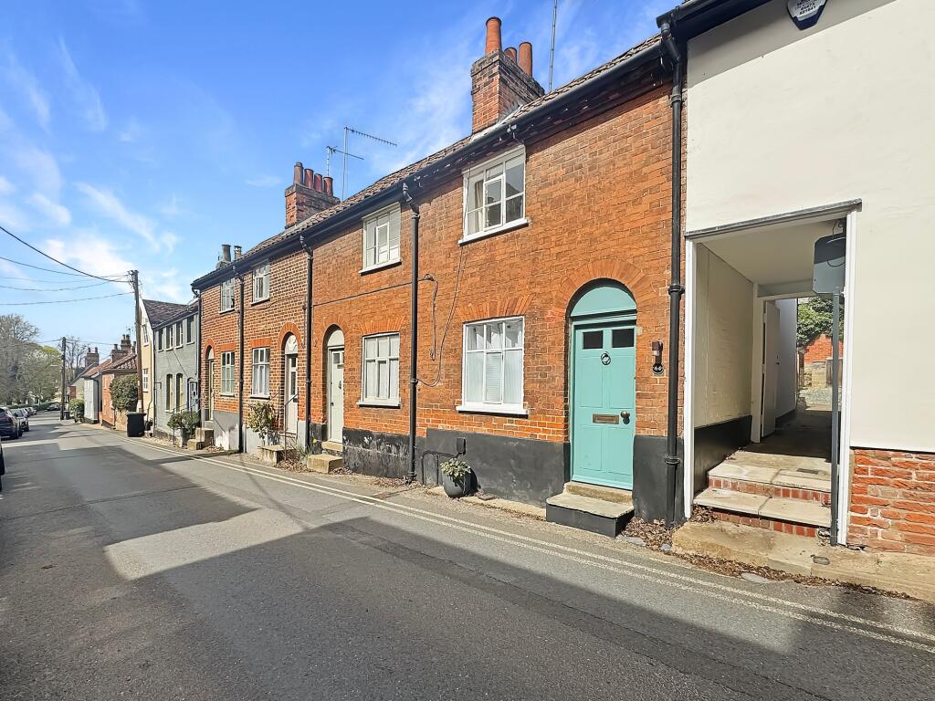 Main image of property: Seckford Street, Woodbridge, IP12