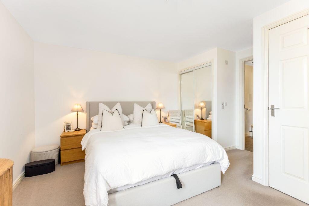 Apartment in Edinburgh, Moat, Hutchison/Chesser - More