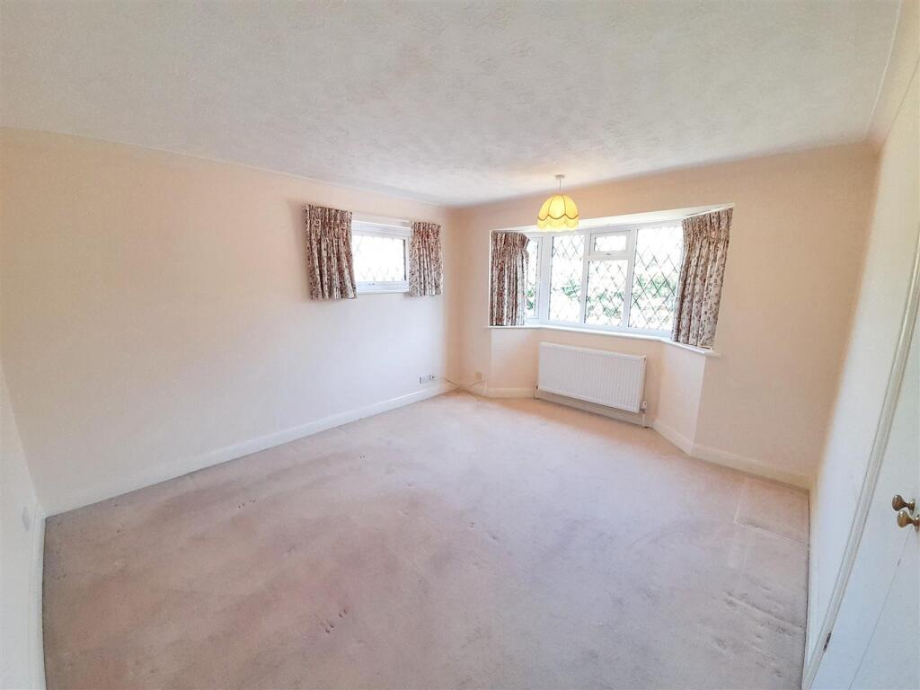 House in Arun, Yapton - More