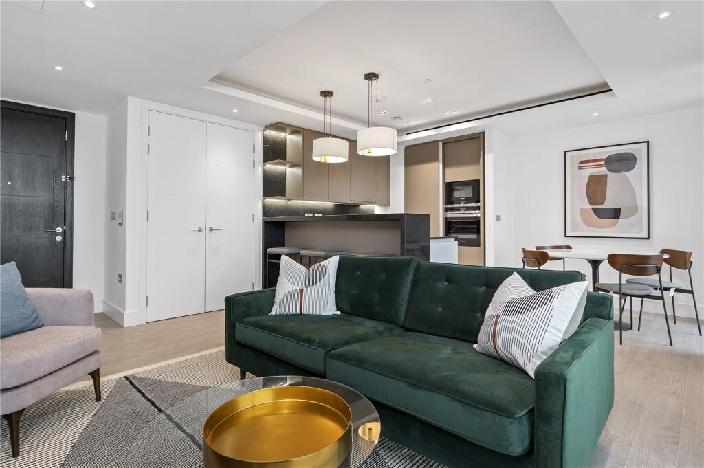 Main image of property: Carrara Tower, 1 Bolinder Place, London, EC1V
