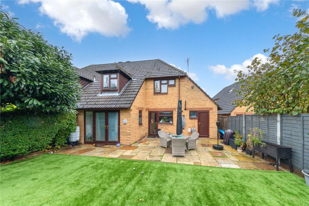 House in Milton Keynes, Bolbeck Park, Great Linford - View 4