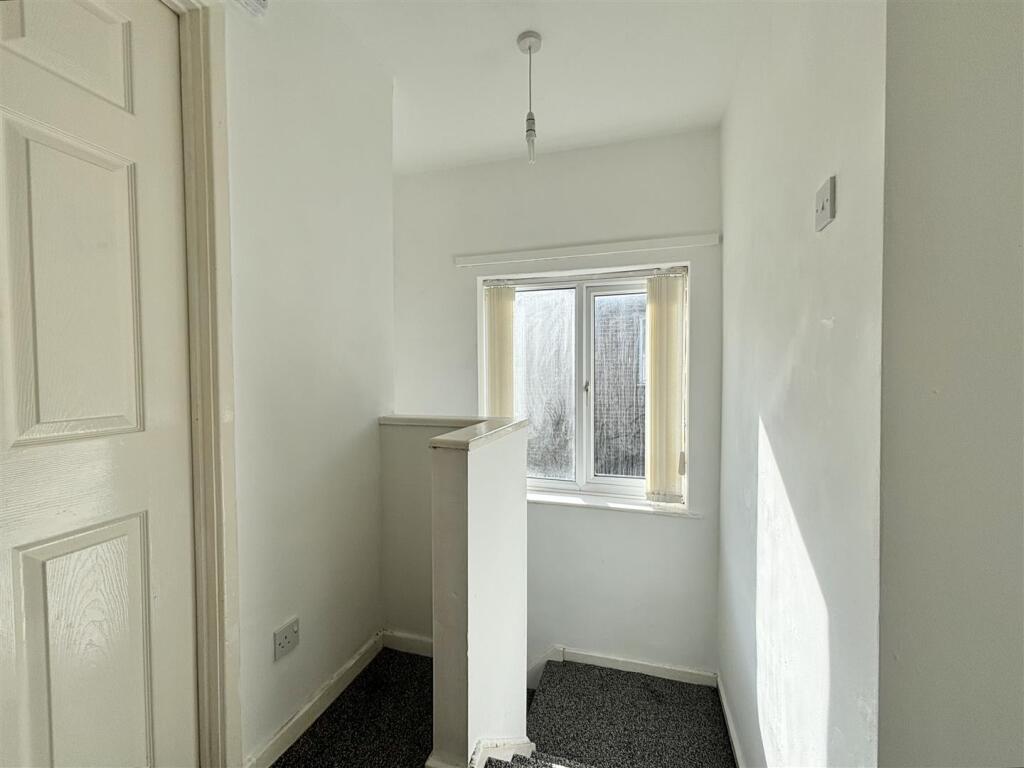 Additional image 8 of Pentland Avenue, Clayton, Bradford