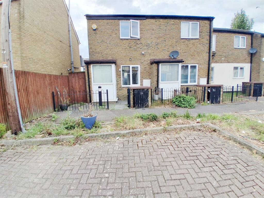 Main image of property: Copthorne Mews, Hayes