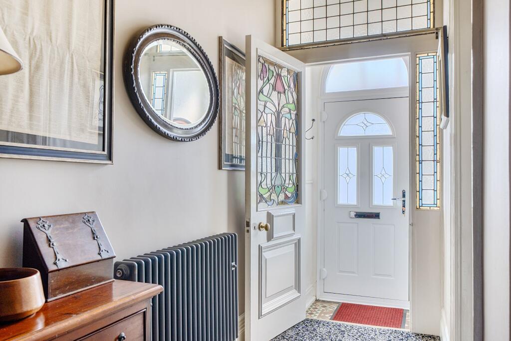 House in Plymouth, Pennycross - View 2