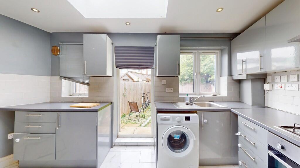 Main image of property: One Bed Flat In Thronton Heath