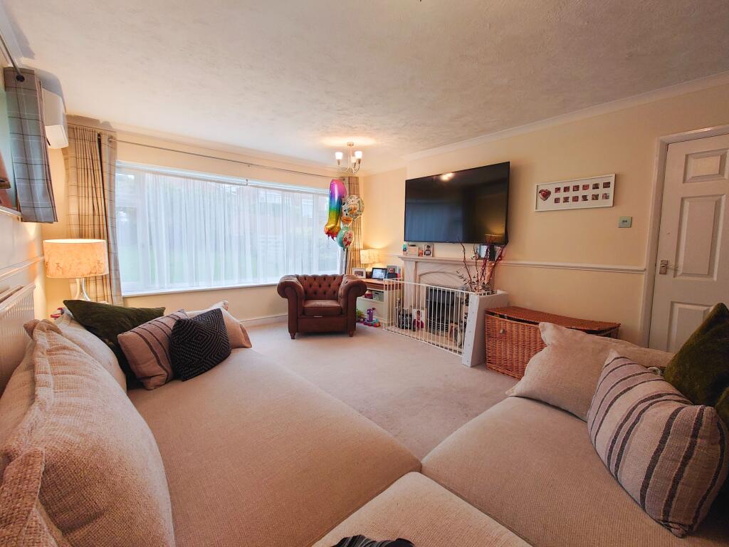 Brooks Close, Newhaven photo 5