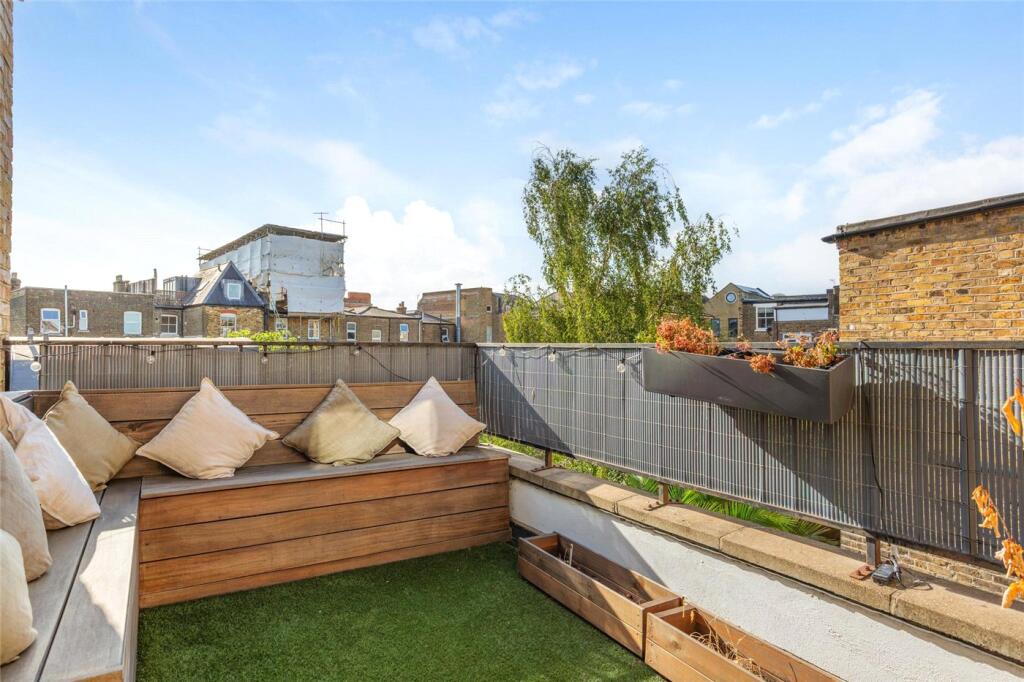 Apartment in London - View 4