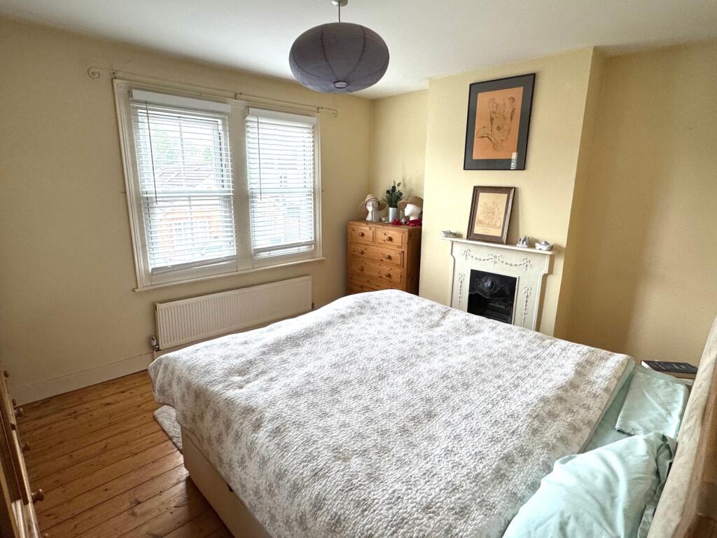 House in Twickenham - View 4