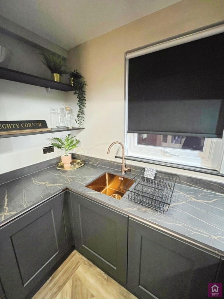 Apartment in Manchester - View 5