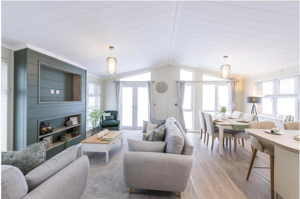 House in High Peak, Bamford - View 3