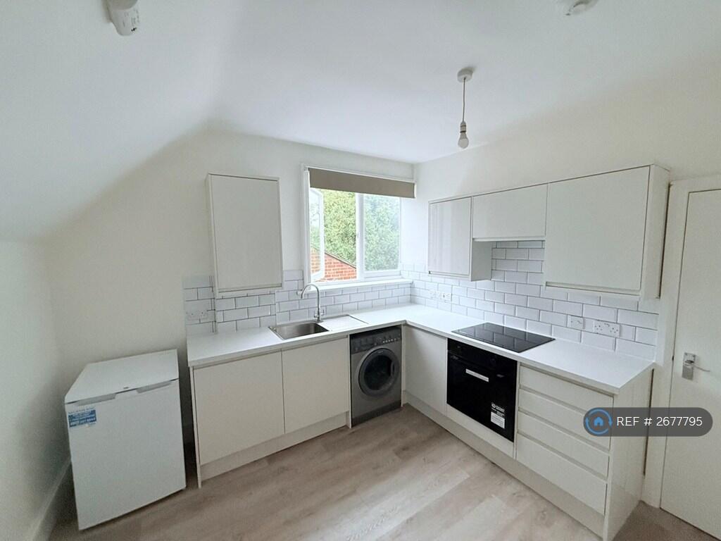 Main image of property: Spencer Road, London, W4