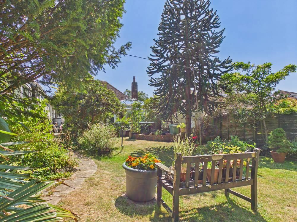 House in Highcliffe-on-Sea, Walkford, Highcliffe and Walkford - View 4