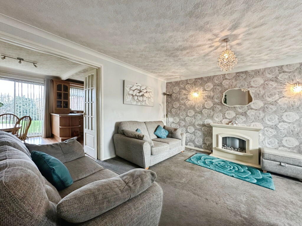 7, Bonville Gardens, Moseley Parklands, Wolverhampton, WV10 8UE photo 3