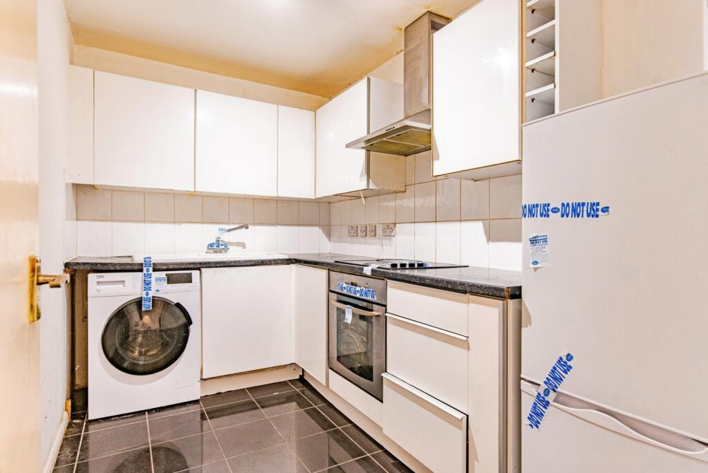 Apartment in London - More