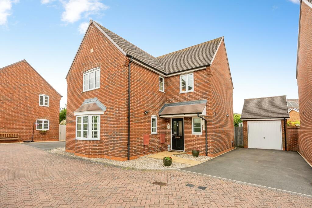 Main image of property: Somme Crescent, Worcester, WR5