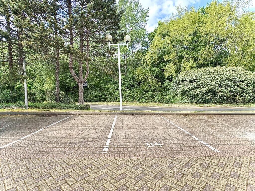 Apartment in Dudley, West Midlands - View 5