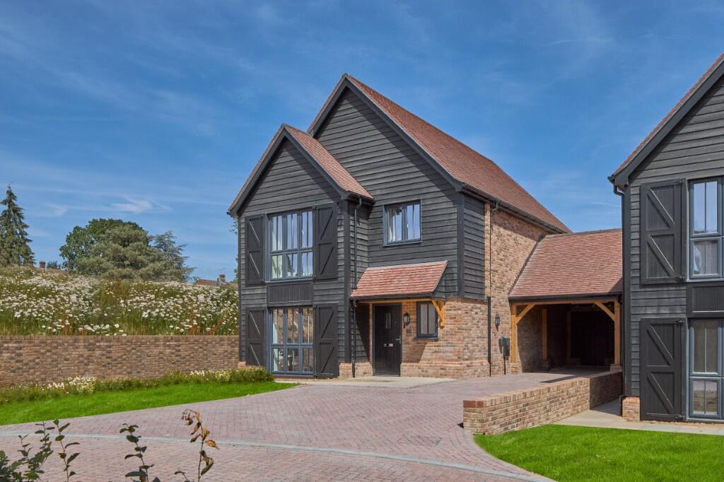 Main image of property: Goddards Green Road, Benenden,
TN17 4AX