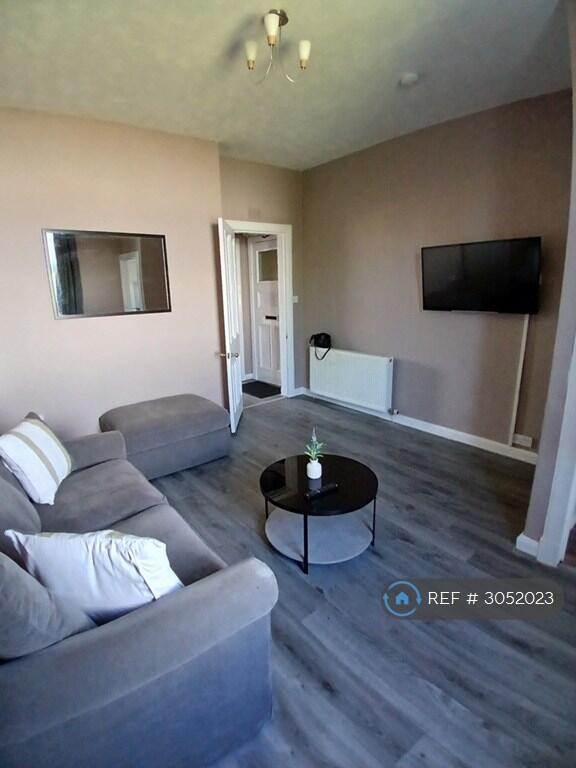Apartment in Falkirk, Stirling - View 4