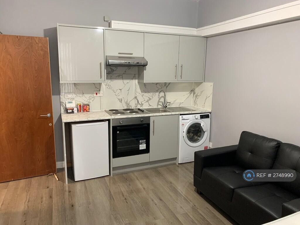 Additional image 3 of Claremont, Bradford, BD7