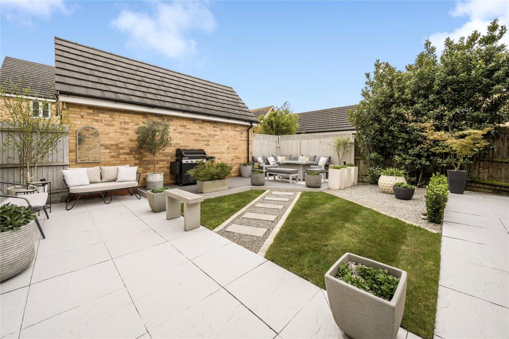 House in Shortstown, Bedford - View 3