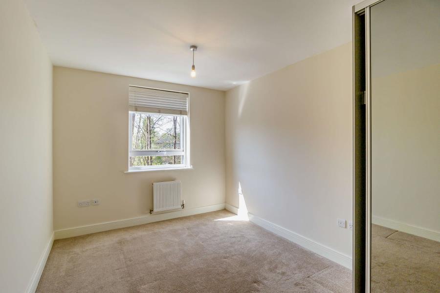 Apartment in Harrow - More