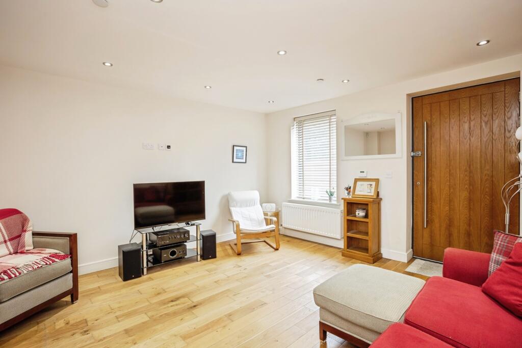 House in Nottingham - View 5