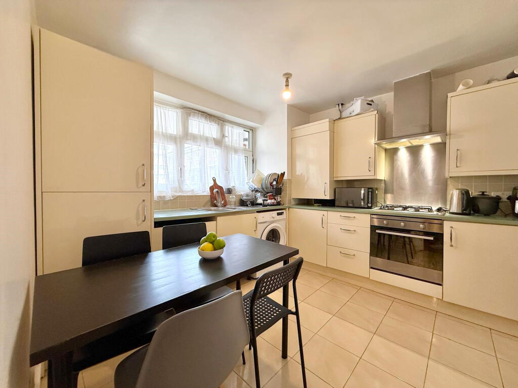 Main image of property: Chamberlain House, Shadwell, London, E1